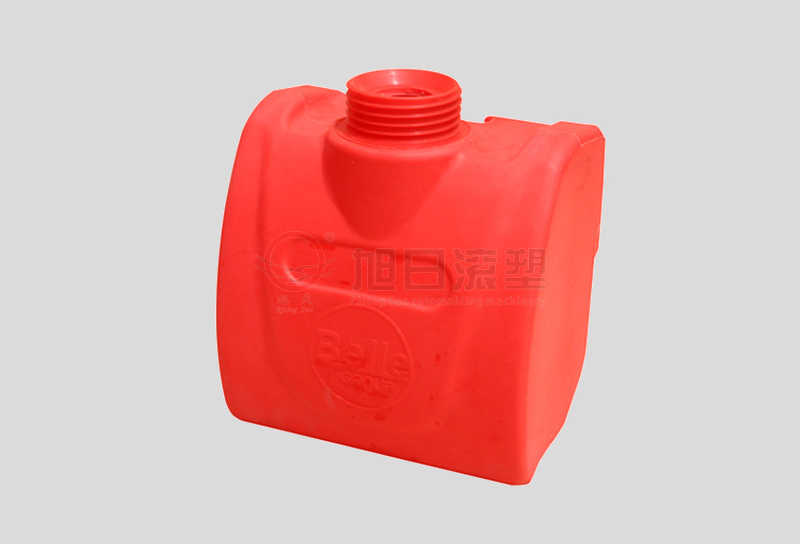 Rotomolding car water tank