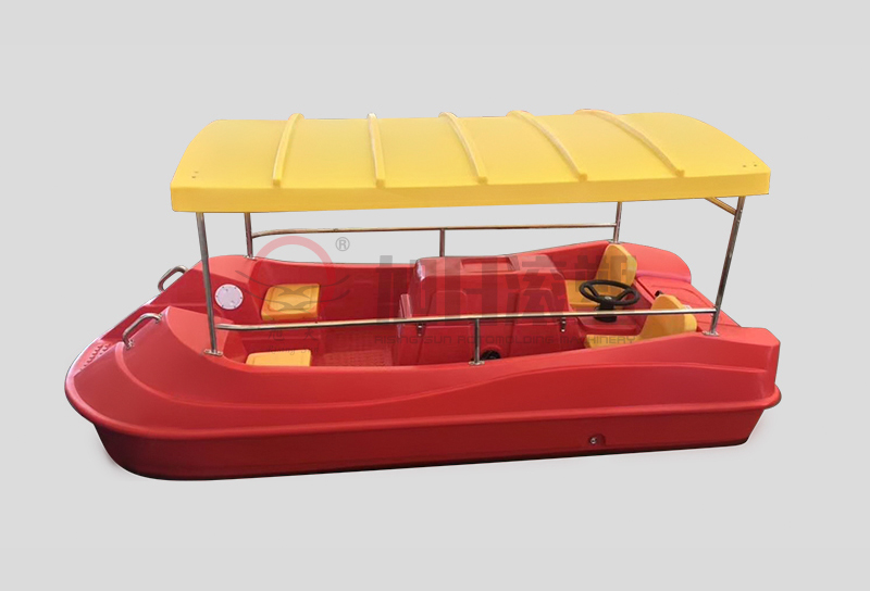 Rotomolding Leisure Boat