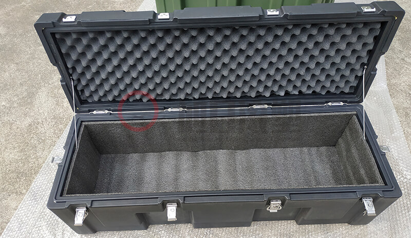 Rotary-plastic packing box