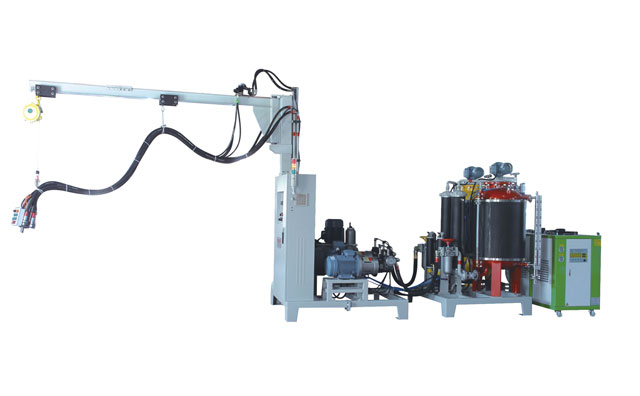 PU foaming machine